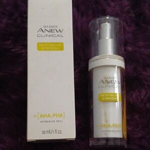 Avon Anew Clinical Intensive Peel - White and Gold